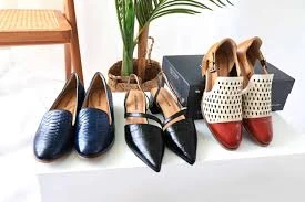 Women's shoes